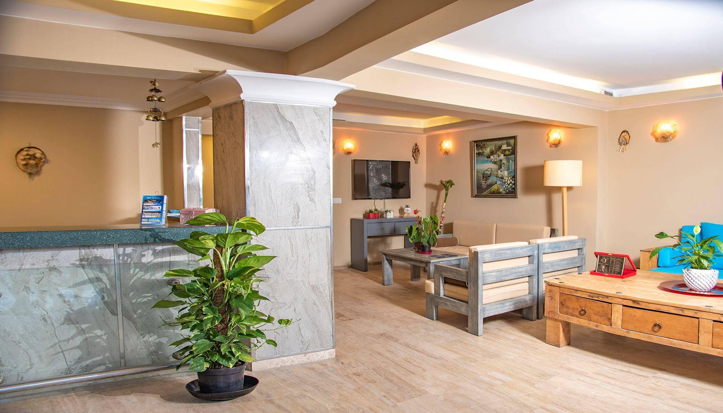 Blue Bay Beach Hotel (Adults Only) Bitez Bagian luar foto