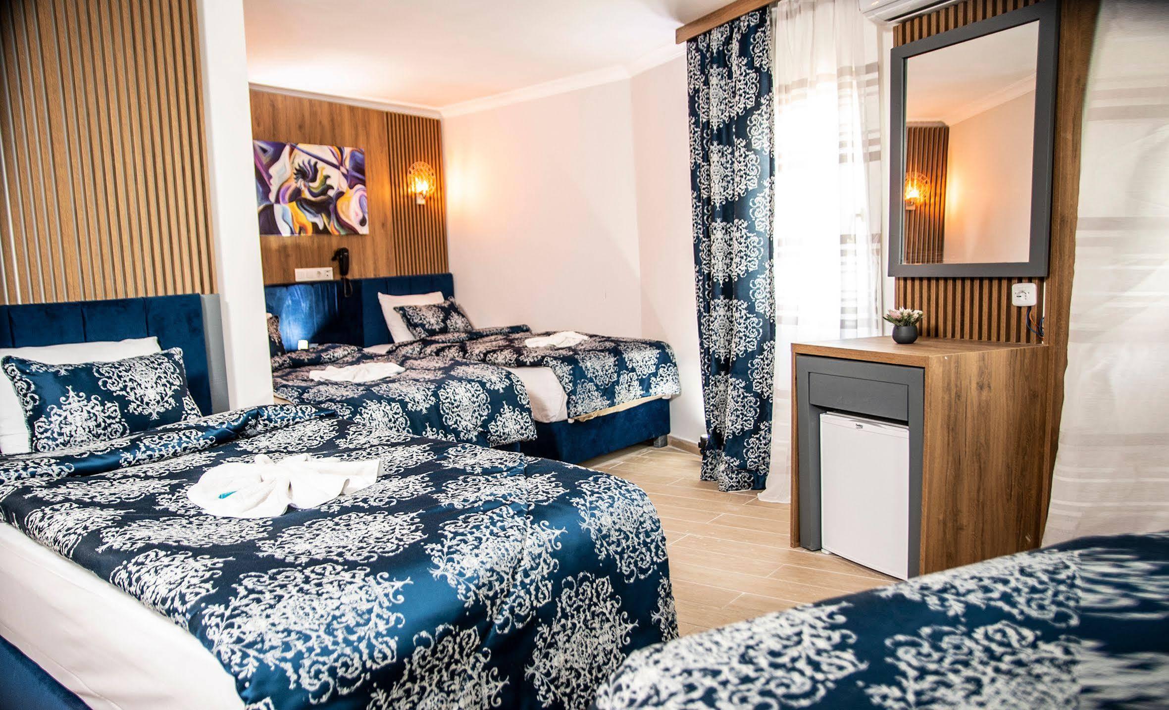 Blue Bay Beach Hotel (Adults Only) Bitez Bagian luar foto