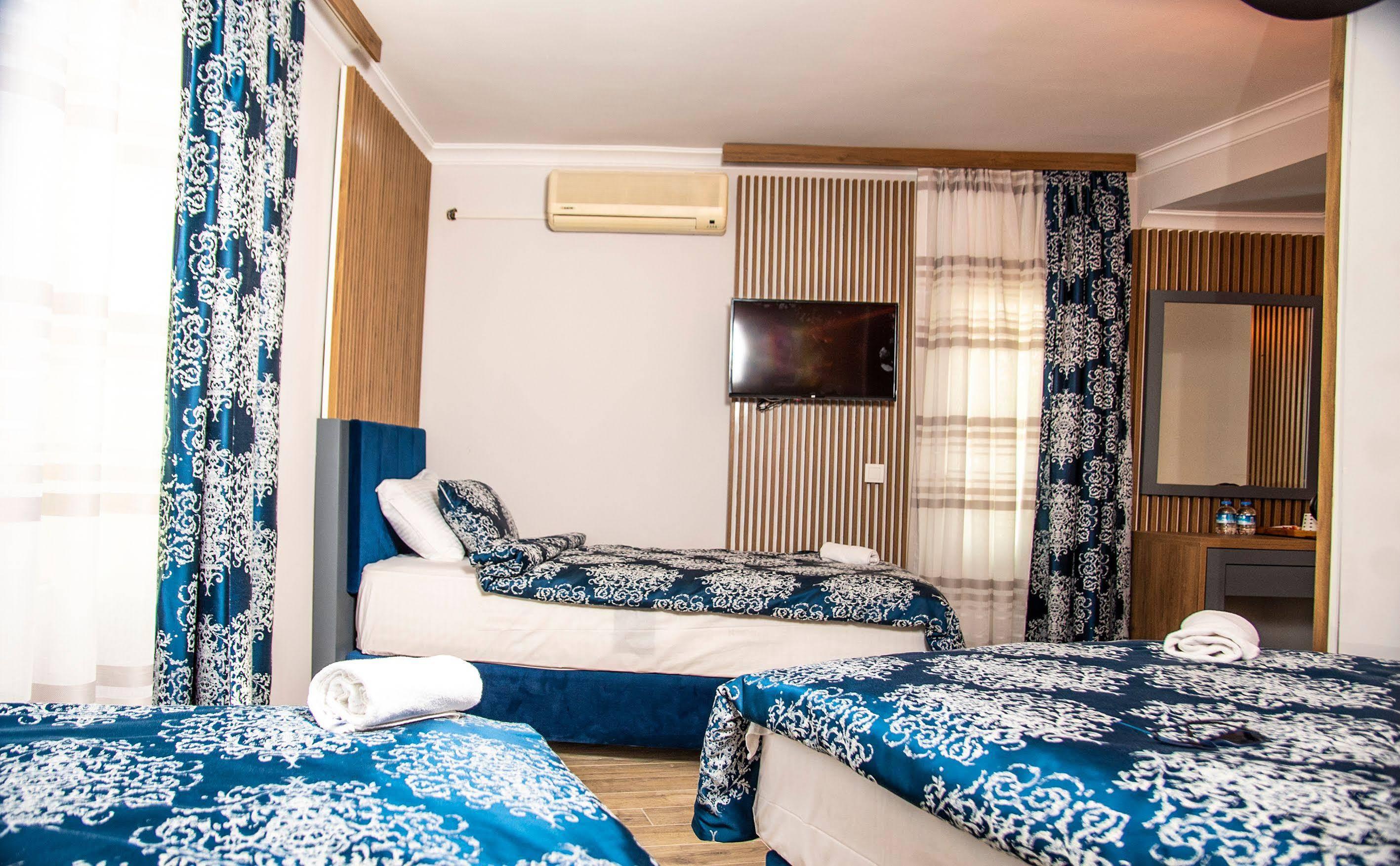 Blue Bay Beach Hotel (Adults Only) Bitez Bagian luar foto
