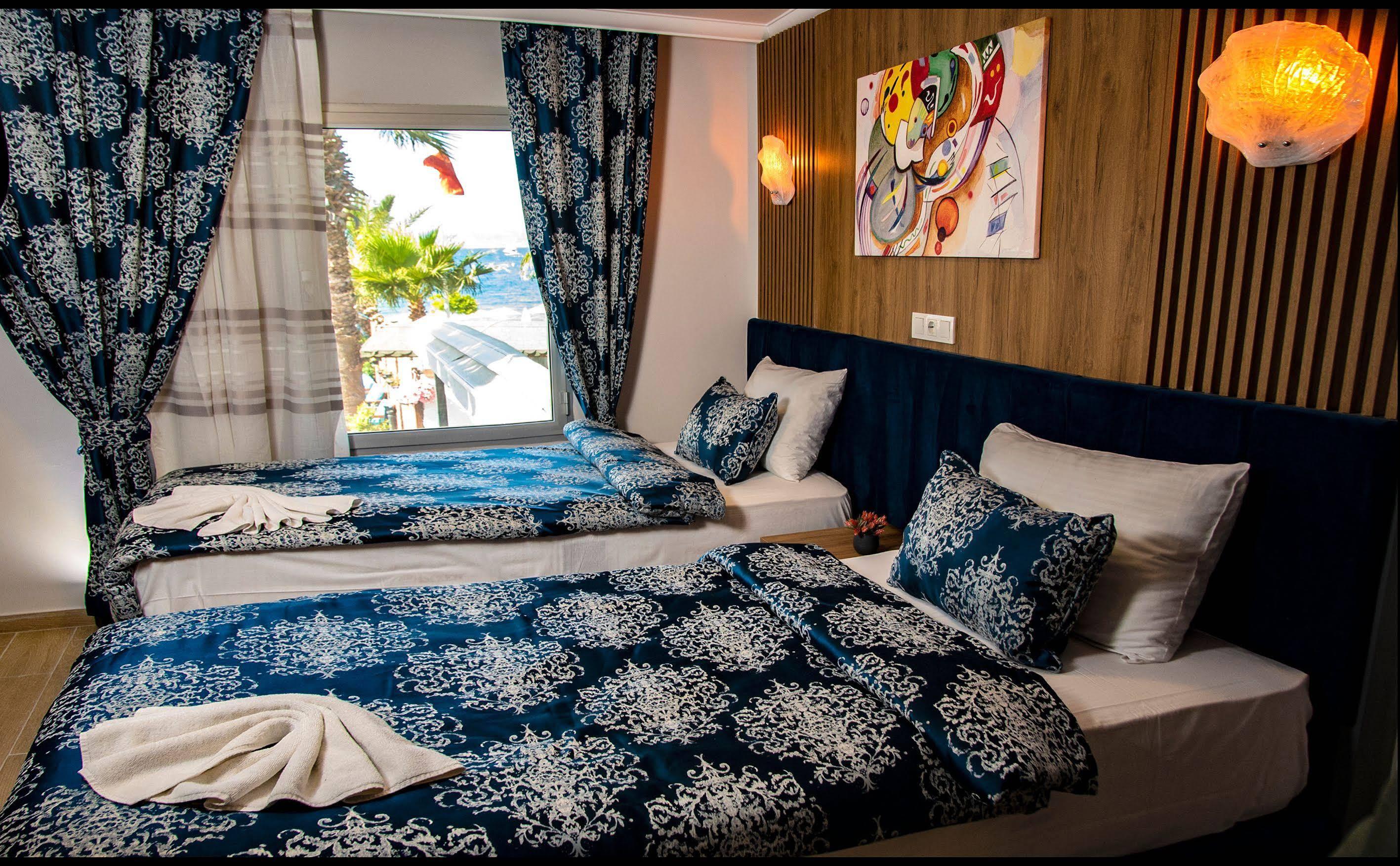 Blue Bay Beach Hotel (Adults Only) Bitez Bagian luar foto