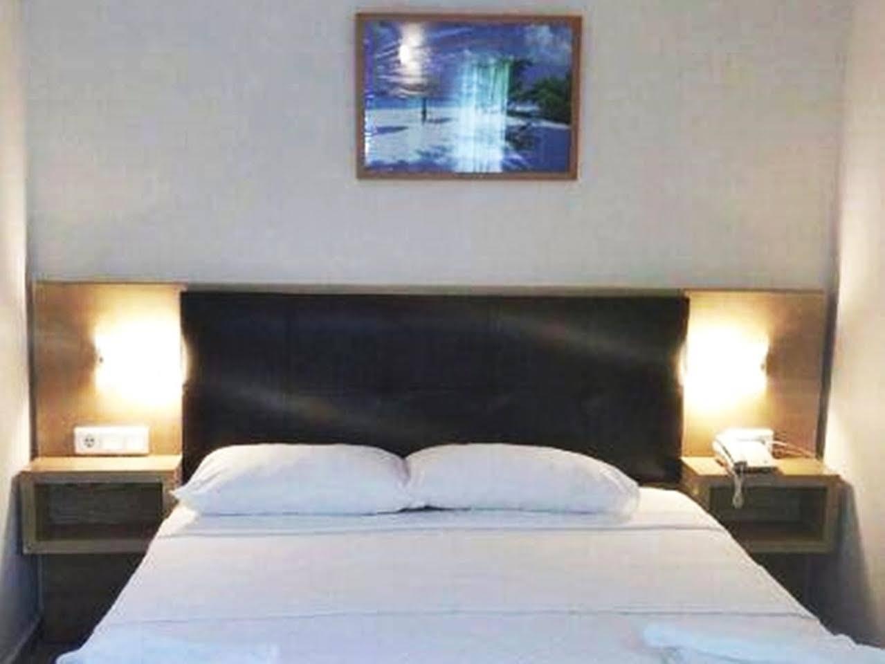 Blue Bay Beach Hotel (Adults Only) Bitez Bagian luar foto